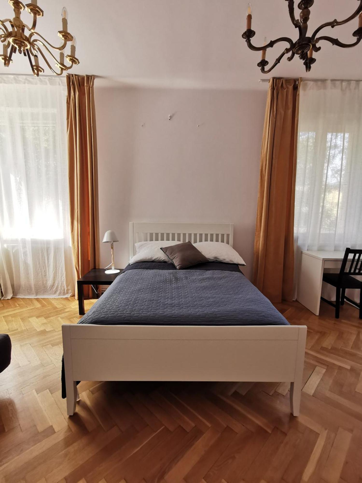 Cozy Spacious Apartment With Balcony Krakow Luaran gambar