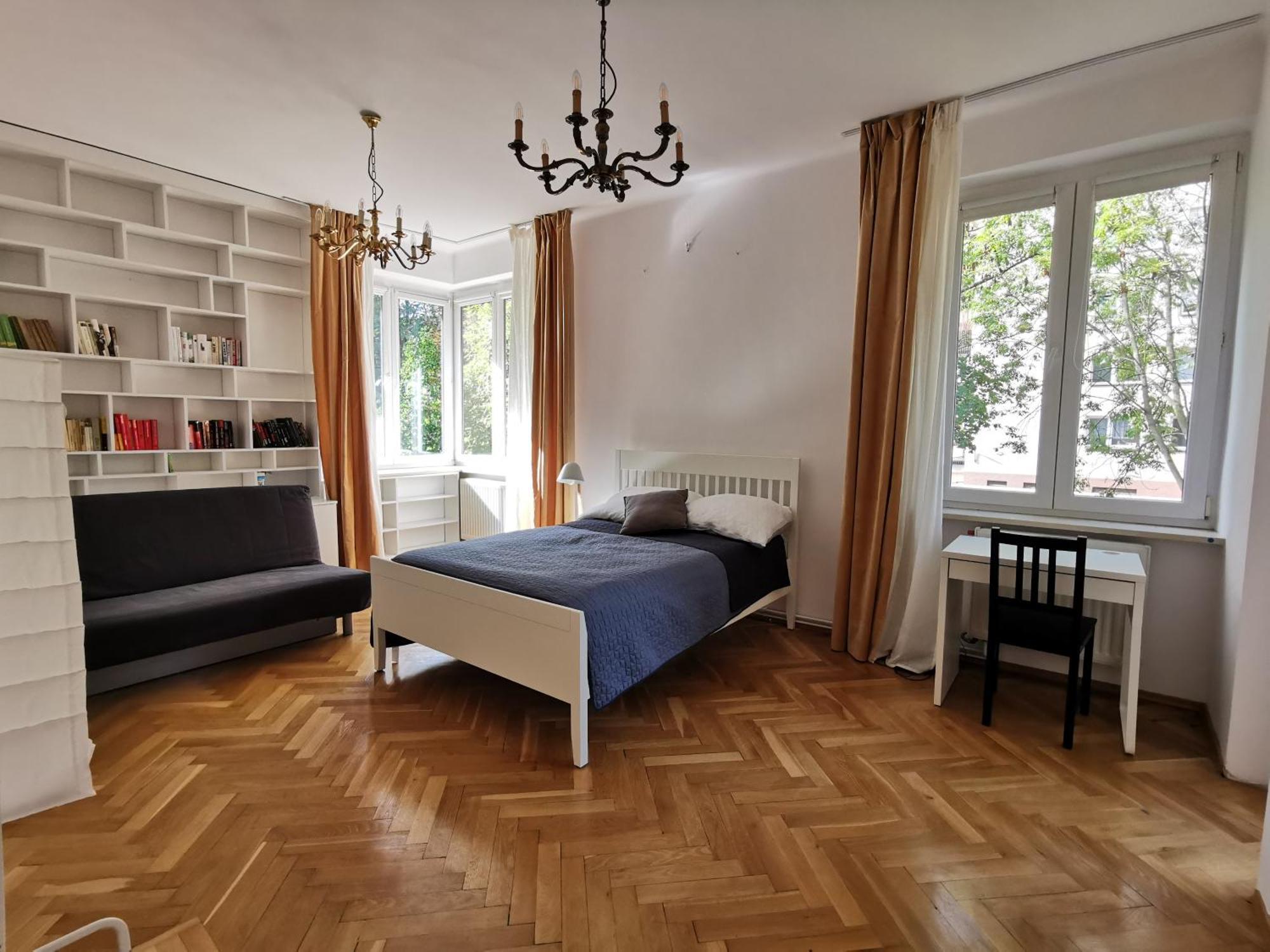 Cozy Spacious Apartment With Balcony Krakow Luaran gambar
